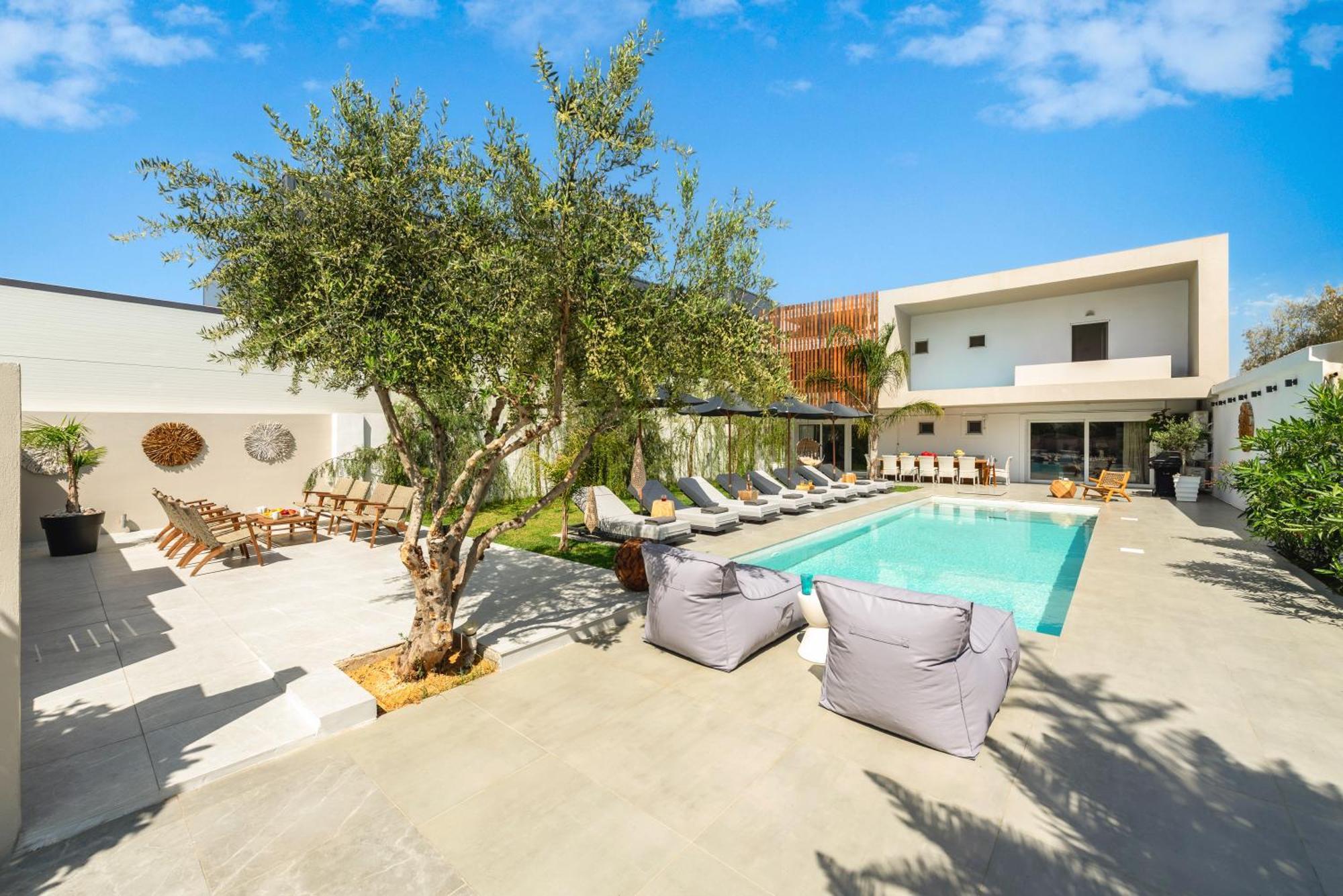 Hypnosis Beachside Villa With Private Heated Pool Jeorjoúpoli Eksteriør bilde